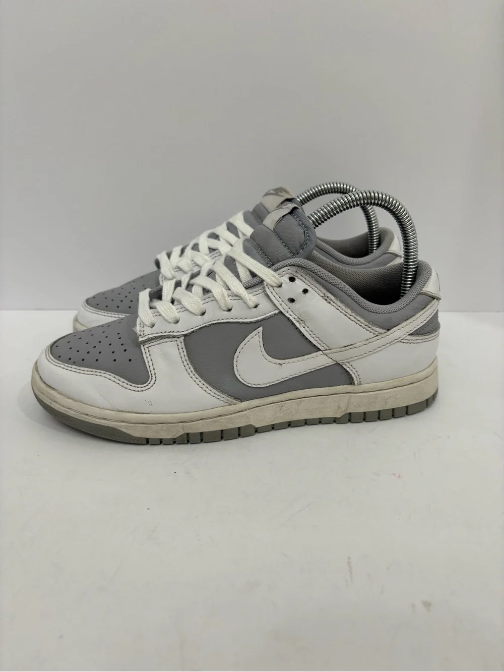 Nike Dunk low size 6